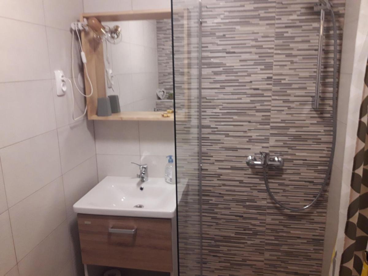 Apartments & Rooms Smucka クランスカゴーラ エクステリア 写真